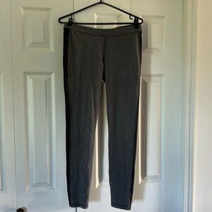 Under Armour Leggings Size L❤️❤️